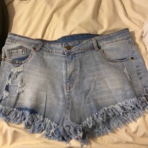 Women’s jean shorts!